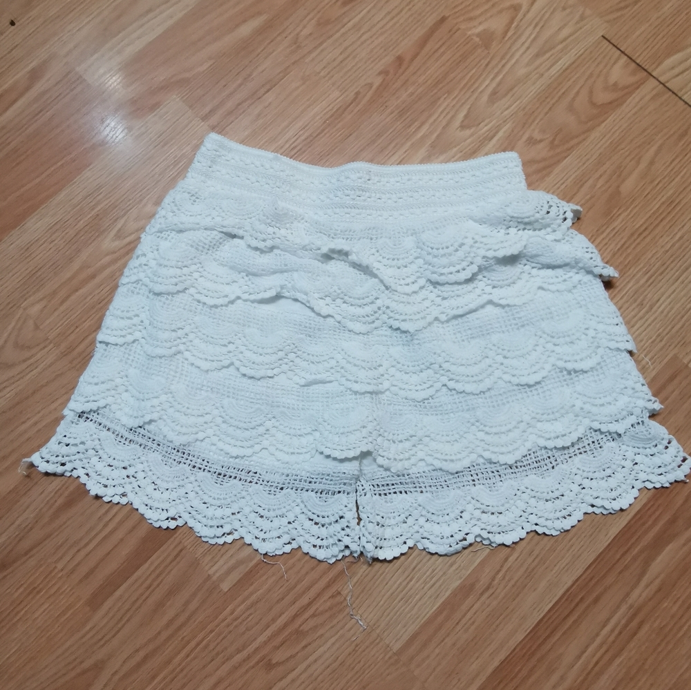 Shorts almost looks like skirt